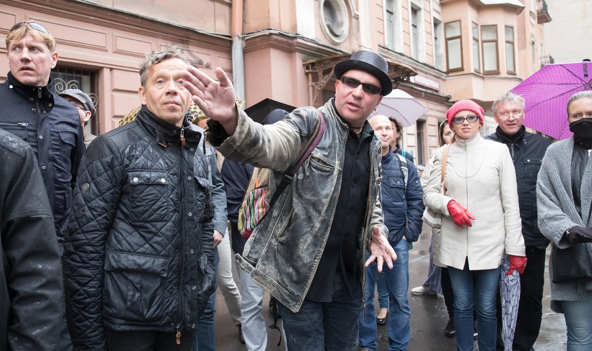 Juku-Kalle Raid tunneb Peterburi alternatiivseid urkaid.