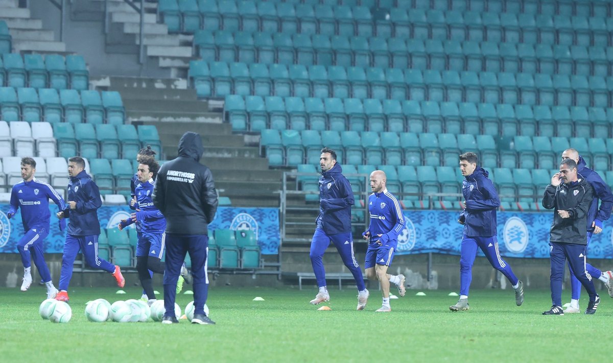 Famagusta Anorthosise treening vihmasel Lilleküla staadionil.