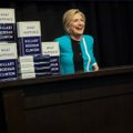 ÜLEVAADE | Hillary Clinton võtab memuaarides osa valimiskaotust enda peale, ent rohkem jagub süüd teistele
