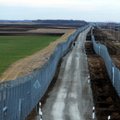 Венгрия достроила второй забор на границе с Сербией