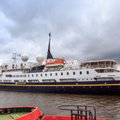 ФОТО И ВИДЕО DELFI: В Пярнуский порт впервые прибыло круизное судно