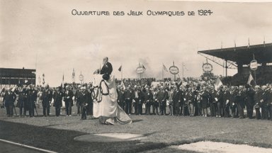 Pariis aastal 1924. „Järgmisel päeval, kui enamik jooksjatest lebas hospidalis, läksid Nurmi ja Ritola hommikusörgile“