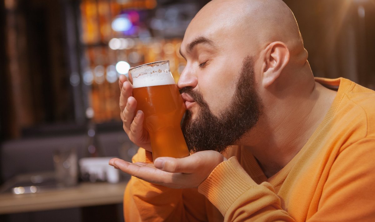 Alkoholi mittetarvitajaid on Eesti meestest 20%. Joogist loobuda on tihti keeruline just ühiskondliku surve tõttu. 