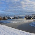 Jää ei kanna: Viljandimaal vajusid tiiki mullikad ja järve ATV