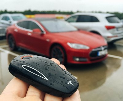 Tesla Model S-i võti