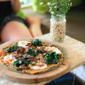 RETSEPT | Tervisesõprade seas populaarse LCHF dieedi retseptinäide: pitsa, mille abil garanteeritult kilosid kaotad