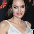 Marveli järgmise suurfilmi "The Eternals" võtteplatsilt leiti pomm, Angelina Jolie ja kogu meeskond evakueeriti