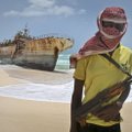 Африканские пираты освободили судно у берегов Бенина, но оставили в заложниках троих россиян