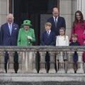 FOTO | Buckinghami palee avaldas ametliku pildi kuningliku perekonna liikmetest