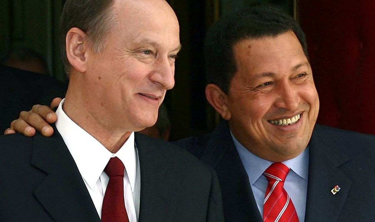 Nikolai Patrušev koos Venezuela presidendi Hugo Chaveziga.