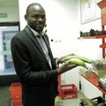 ВИДЕО DELFI: Камерунец открыл в Таллинне первый магазин африканских товаров. Чем там торгуют?