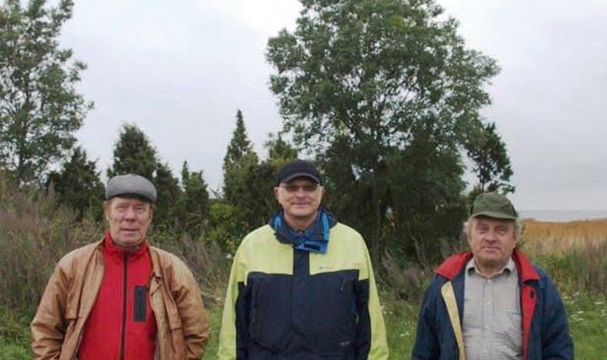 Tuulepargiga tutvusid Jaan Kuusik, Rein Lättekivi ja Arne Maiste (pildil vasakult)