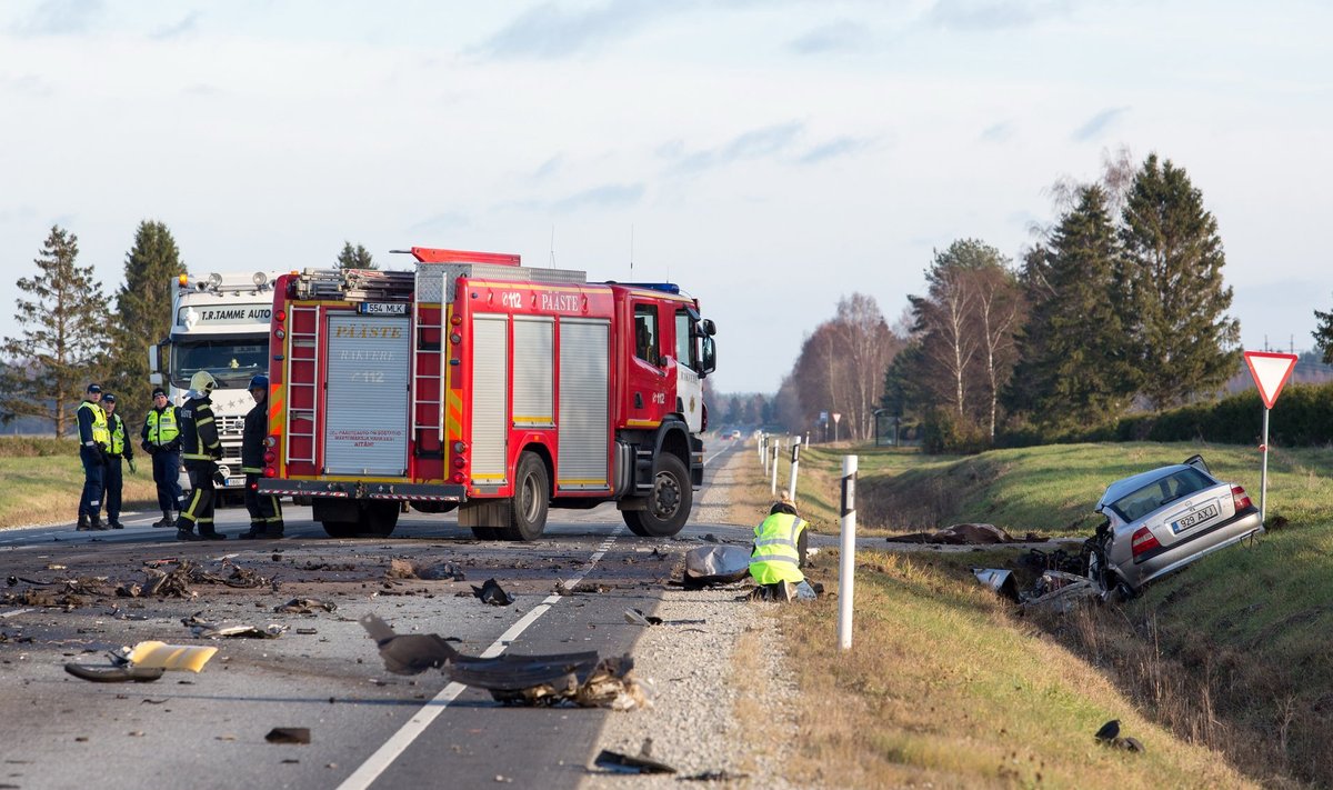 Liiklusõnnetus Tallinna-Narva mnt. 101. kilomeetril
