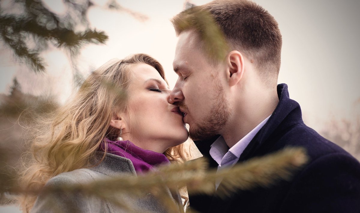 kiss