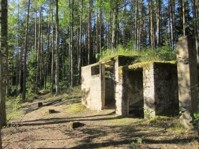 Nõukogude armeest jäänud varemed Põhja-Kõrvemaal