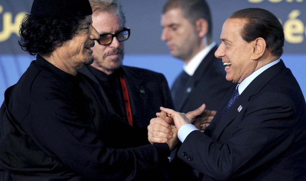 Gaddafi ja Berlusconi 2009. aastal Roomas