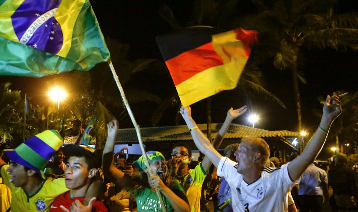 Brasiilia ja Saksamaa jalgpallifännid