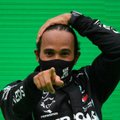 Lewis Hamilton rahustas fänne: ma jätkan vormel-ühes