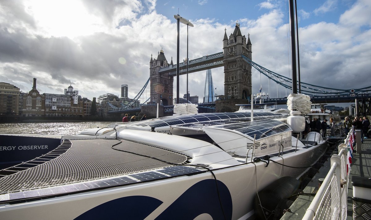 Londoni ajaloolise Toweri silla kõrval sadamas peatus katamaraan Energy Observer. Tegemist on täiesti autonoomse sõiduriistaga, mis ei vaja välist kütust.