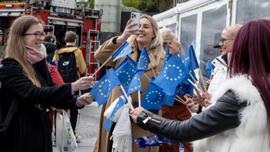 ФОТО И ВИДЕО | День Европы в Эстонии: на центральных площадях стартовали праздничные мероприятия и концерты