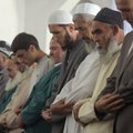 Tadžikistani moslemid pussitasid surnuks näärivanakostüümis mehe