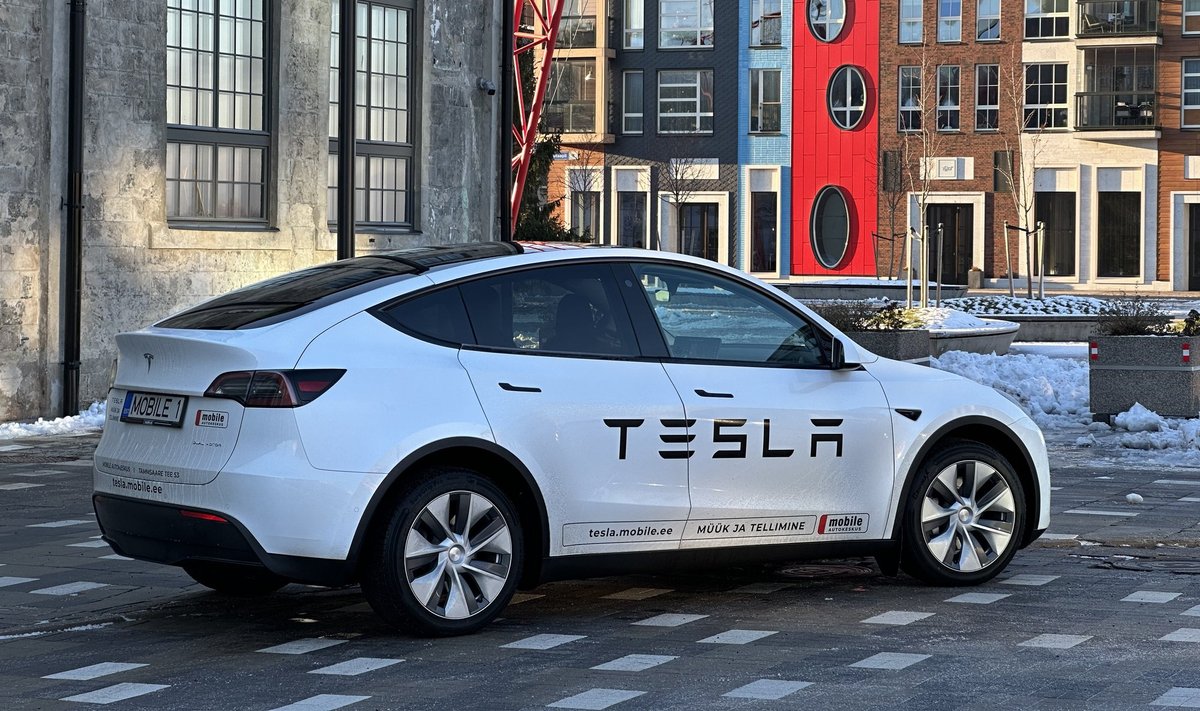 Tesla Model Y