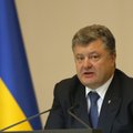Порошенко объявил о начале отвода легкого вооружения в Донбассе