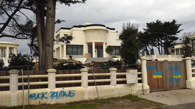 Prantsuse võimud konfiskeerisid Vladimir Putini eksnaise villa