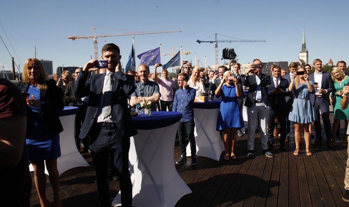 Ka Tallinna börsil on IPOde tulv peatunud, kuid järjekord on siiski olemas. Pildil Tallinna Sadama IPO 2018. aastal. Riik on lubanud börsile tuua veel ettevõtteid.