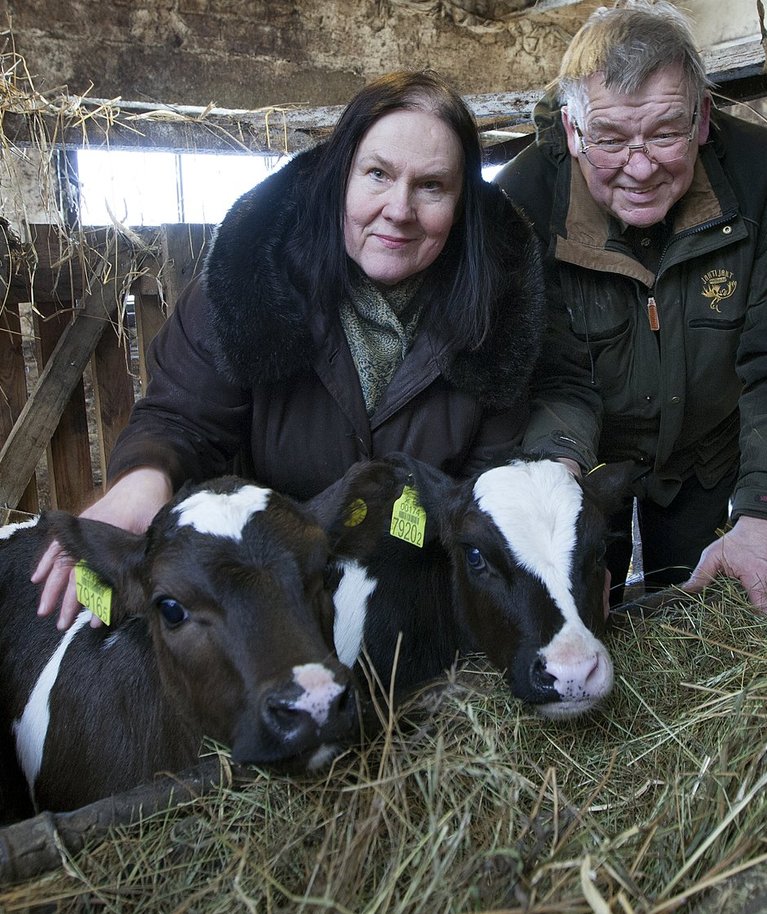 2013. aastal tõid keskkonnasõbraliku farmi konkursi üldvõidu Eestisse OÜ Saidafarm pererahvas Helve ja Juhan Särgava.