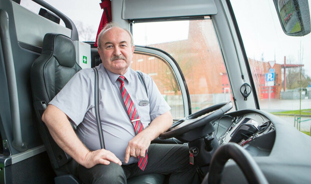 Kangelaslik bussijuht Madis Viilu on varemgi kodanikujulgust üles näidanud.