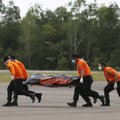 Ühel AirAsia lennukatastroofi leitud ohvritest oli seljas päästevest
