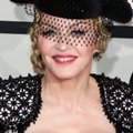 KLÕPS | Madonna tissipilt on ajanud mehed täiesti pöördesse: head rinnad!
