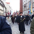 ФОТО и ВИДЕО: В Риге состоялось шествие памяти легионеров, задержан один человек