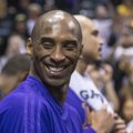 Kobe Bryant kingib oma ketsid "munadega" korvpalluritele