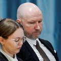 Norra massimõrvar Breivik kaebab sügavat depressiooni ja taotleb isolatsiooni lõpetamist vanglas