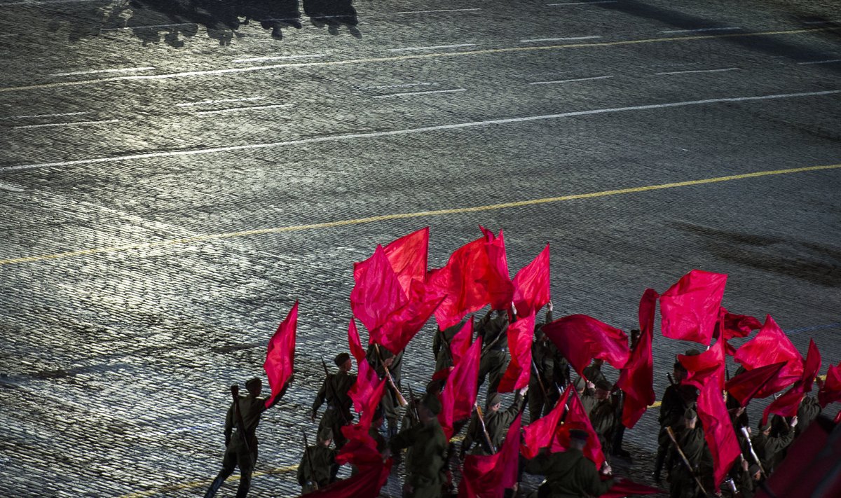Сцена из концерта в честь 9 Мая на Красной площади.