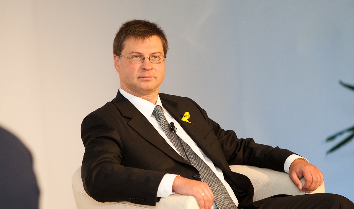 Tagasiastunud Läti peaminister Valdis Dombrovskis