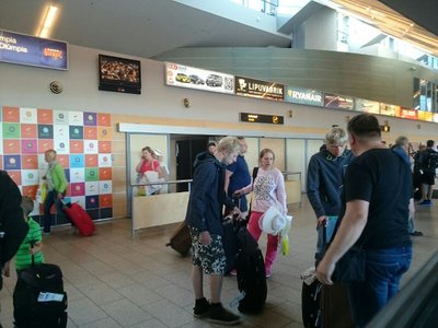Üle 12 tunni hilinenud lend maandus Tallinna lennujaamas