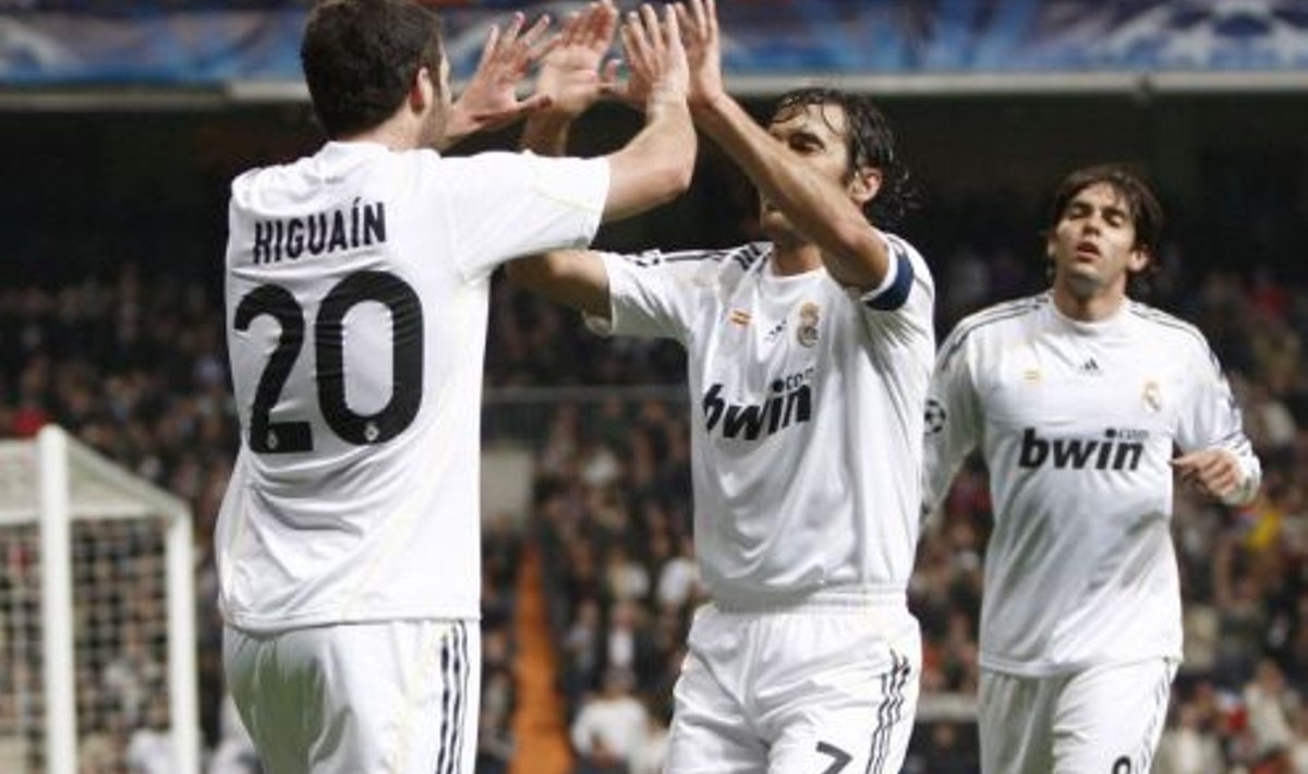 Gonzalo Higuain, Raul ja kaka (Real)