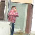 ФОТО DELFI: Уход Кросса заставил руководителей IRL нервно курить и без конца говорить по телефону