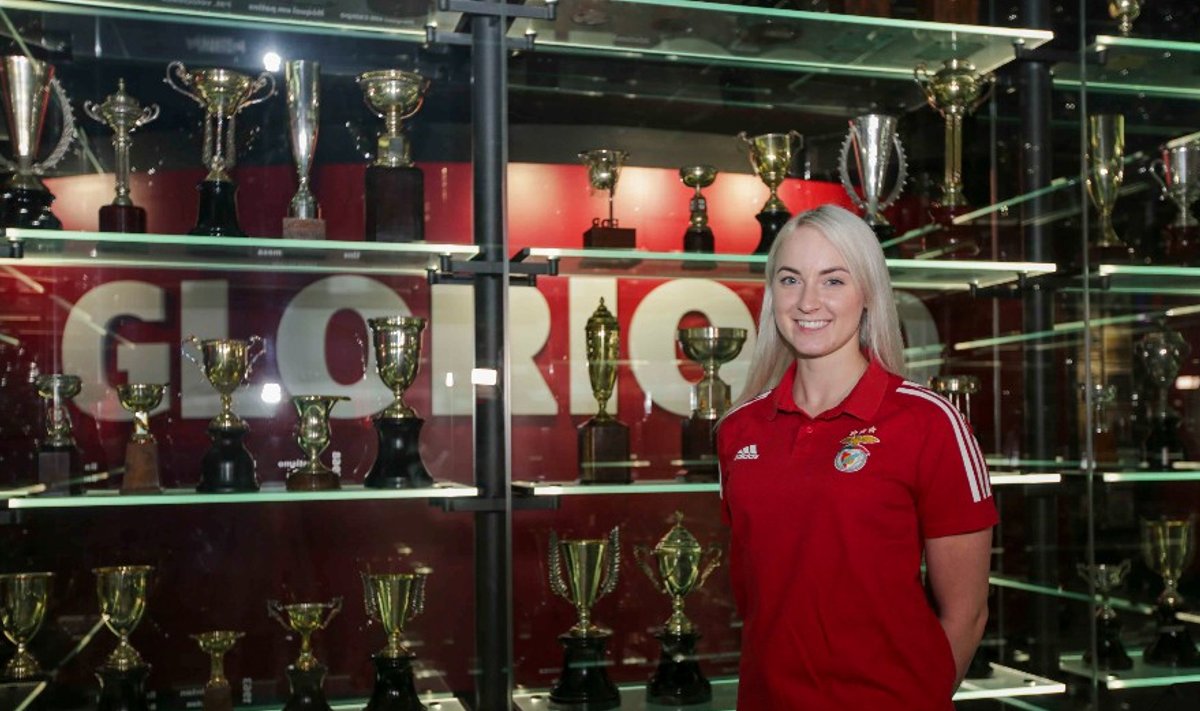 Alina Molkova sõlmis lepingu kuulsusrikka Lissaboni Benficaga.