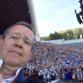ФОТО: Настоящий э-президент — Ильвес произнес речь и сделал “селфи” на фоне многотысячной толпы