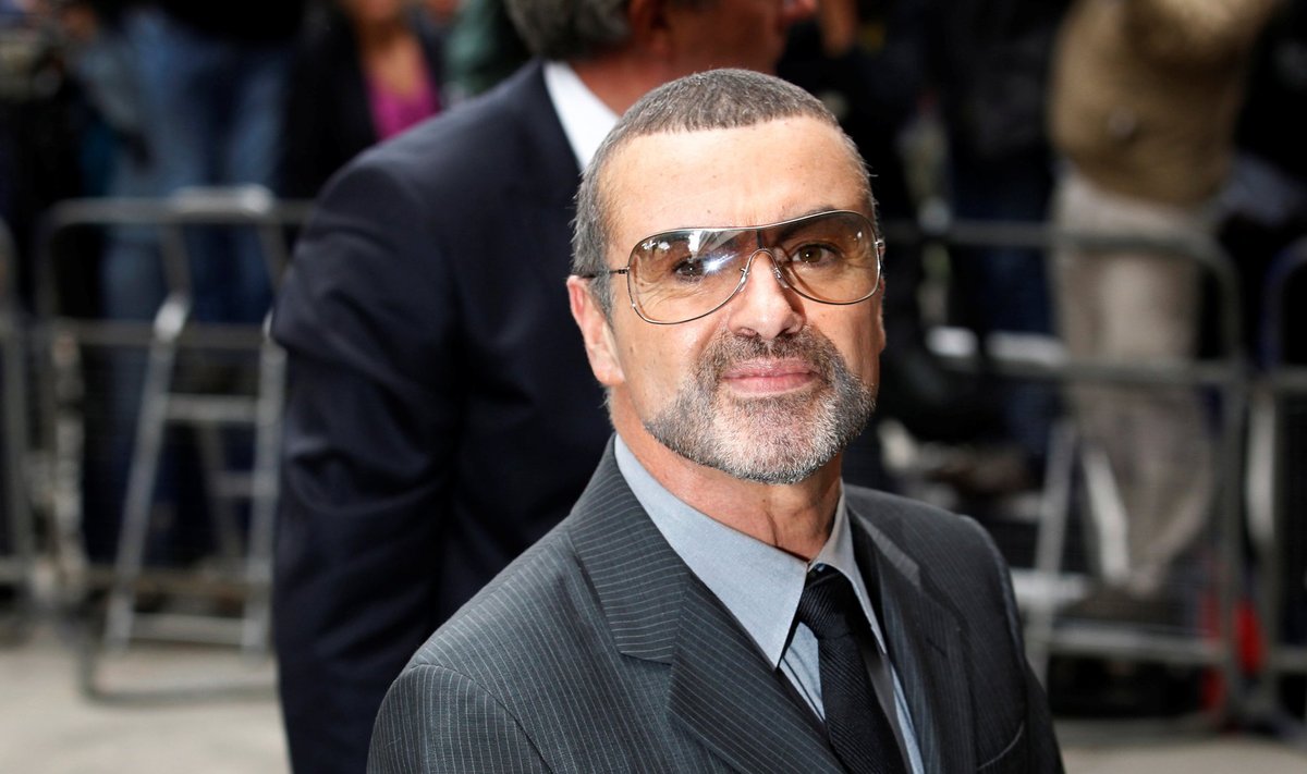 FILE PHOTO: British singer George Michael arrives at Highbury Magistrates Court in London