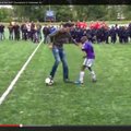 VIDEO: Robin van Persie trikivideo on kogunud Youtube`is ühe päevaga meeletult vaatajaid