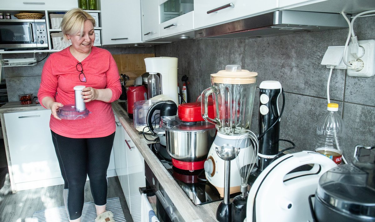 ARMASTAB KOKAKUNSTI: Kristel on loonud oma paneelmaja kööki täieliku toiduvalmistamise paradiisi.