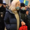 ВИДЕО | Во Внуково задержана Любовь Соболь и другие сотрудники ФБК