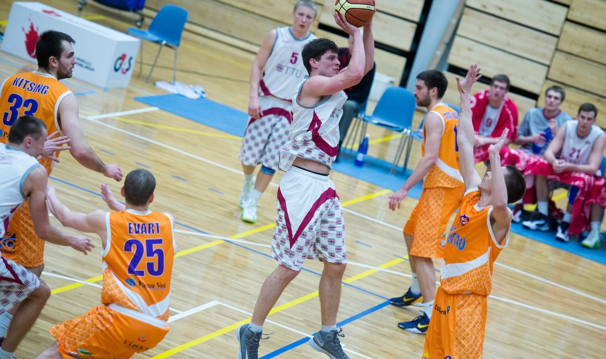 TTÜ korvpalliklubi võttis G4S Meistriliigas Pärnu KK vastu ülisuure 80:45 võidu ning kindlustas sellega play-offideks neljanda asetuse.