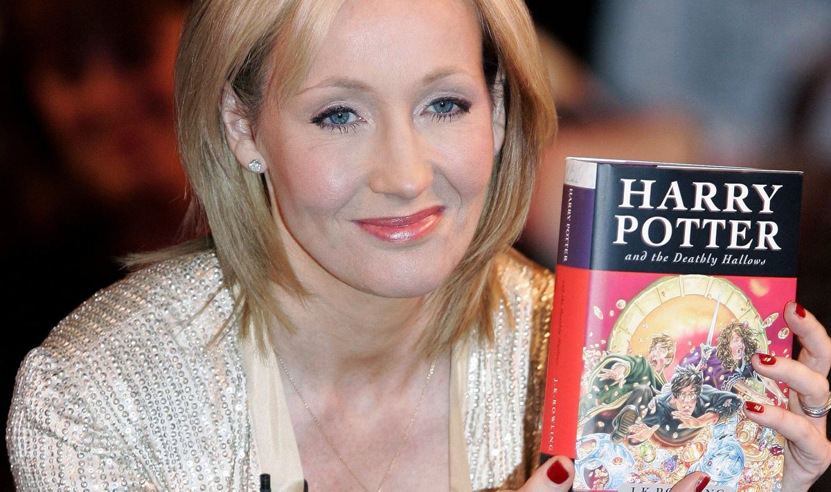  J.K. Rowling