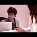 Varjatud kaamera: Mis juhtub siis, kui Daniel Radcliffe läheb moeajakirja tööle?